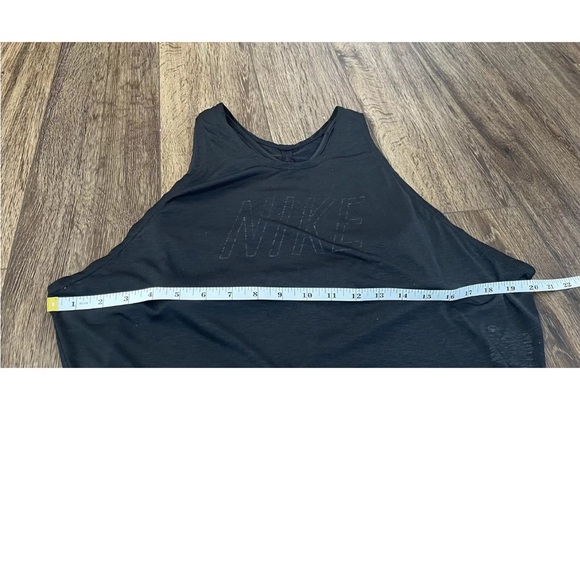 Nike Women’s Crop Tank Top, Size Small, Black And White - Picture 8 of 10